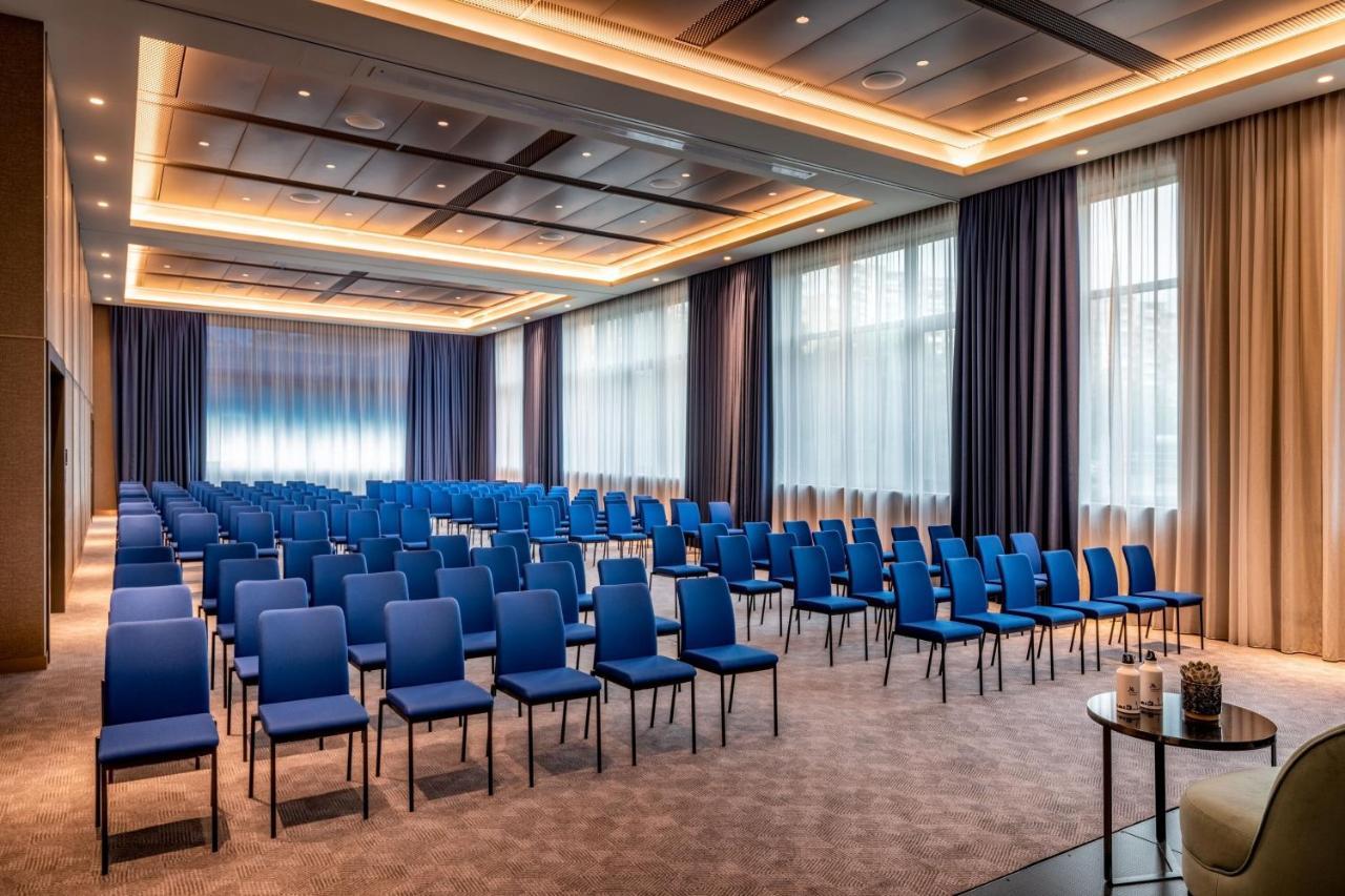 Geneva Marriott Hotel メイラン エクステリア 写真