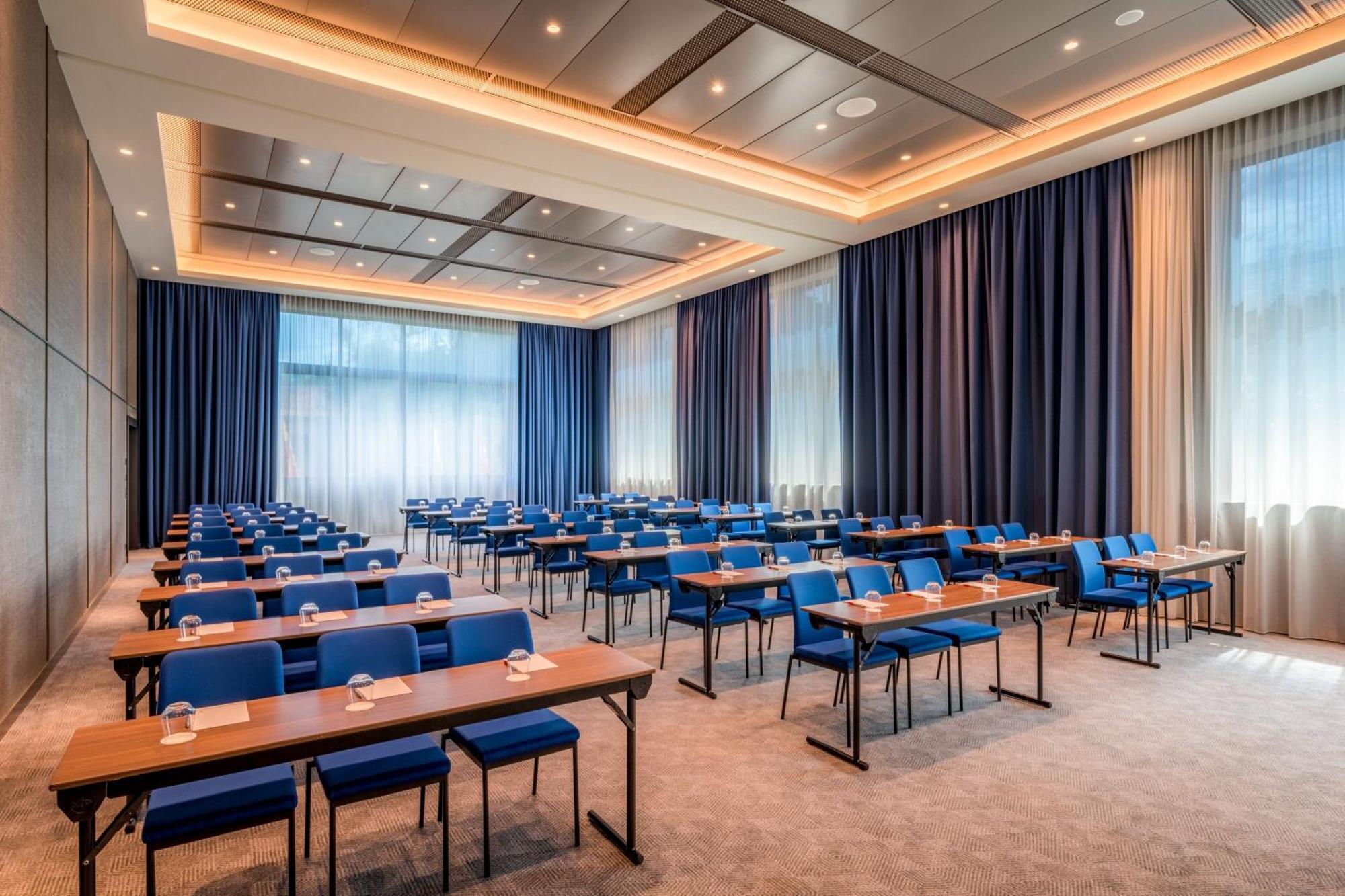 Geneva Marriott Hotel メイラン エクステリア 写真