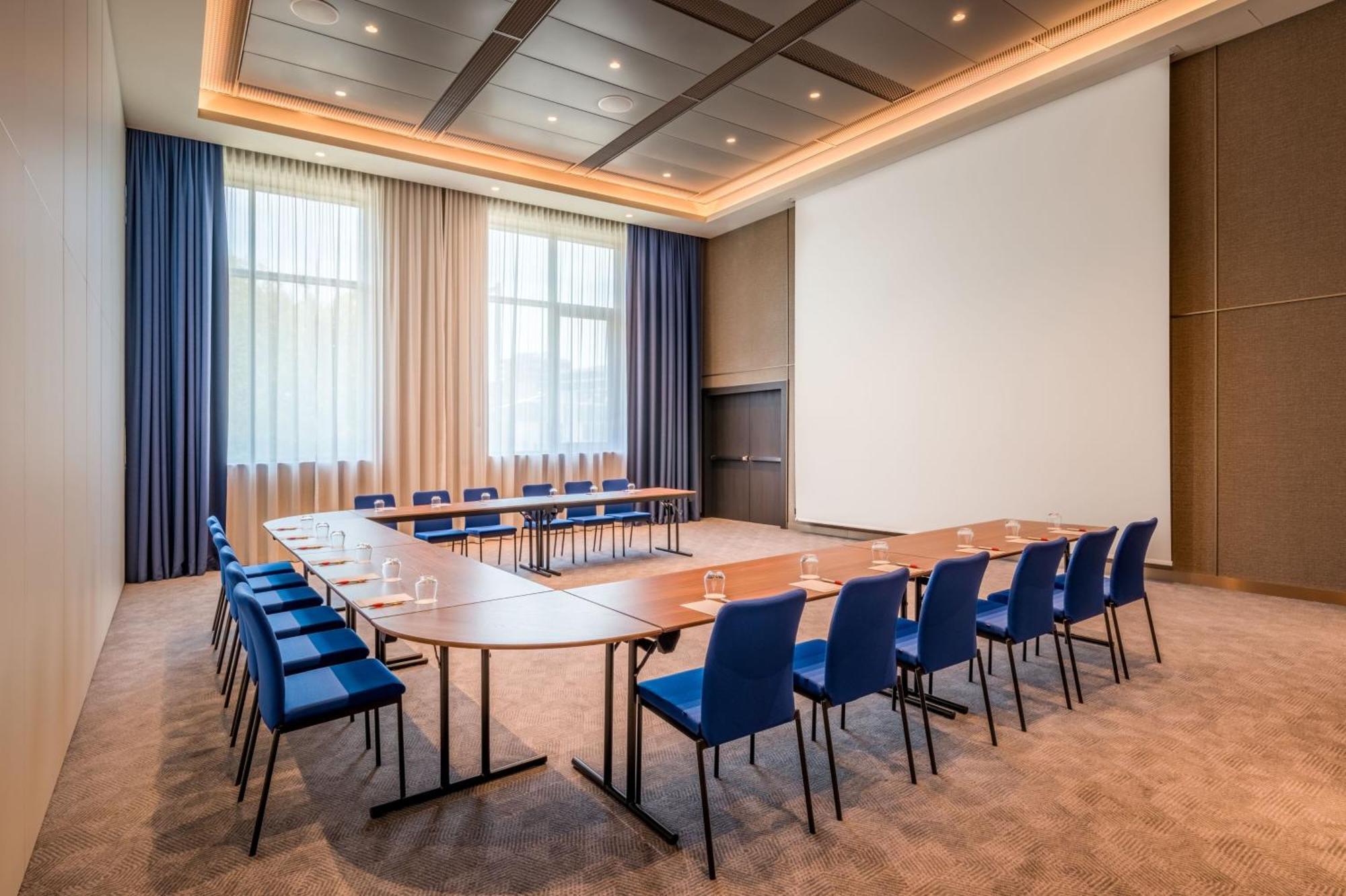Geneva Marriott Hotel メイラン エクステリア 写真