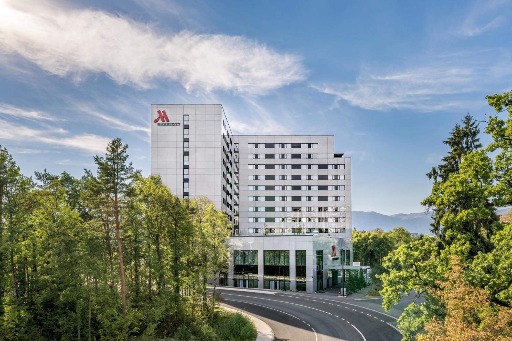 Geneva Marriott Hotel メイラン エクステリア 写真